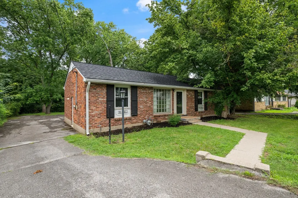 4981 Edmondson Pike Nashville TN 37211