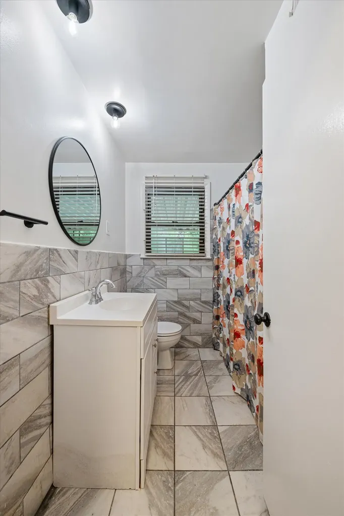 4981 Edmondson Pike Nashville TN 37211