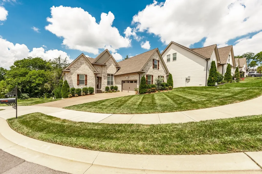 392 Arrow Court Hendersonville TN 37075