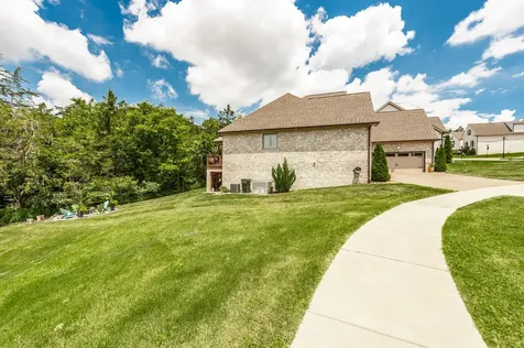 392 Arrow Court Hendersonville TN 37075