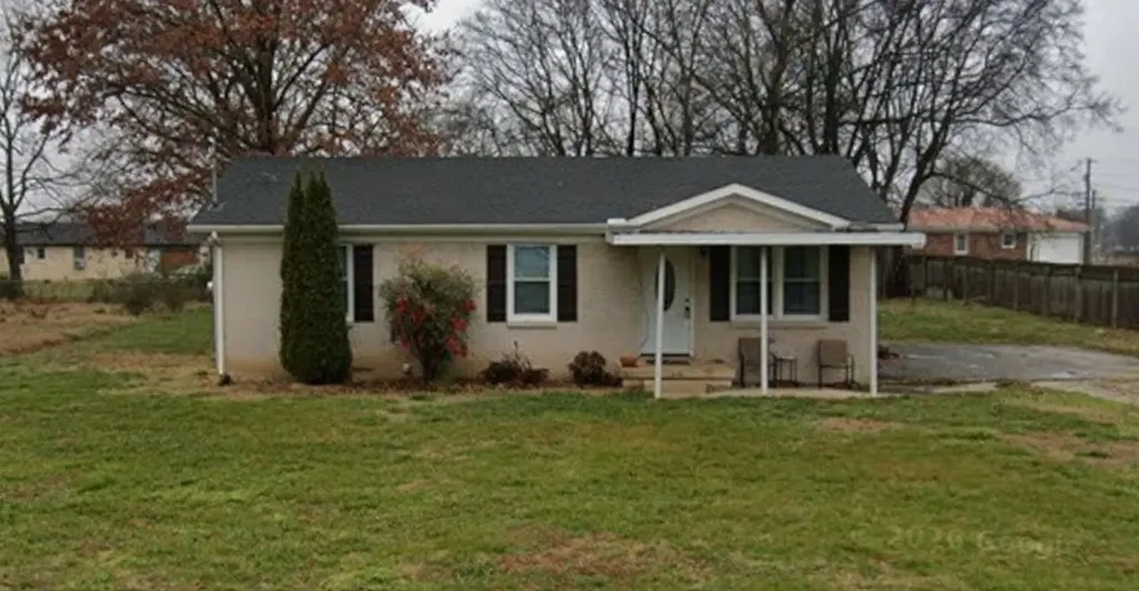 102 Lakeside Drive Columbia TN 38401