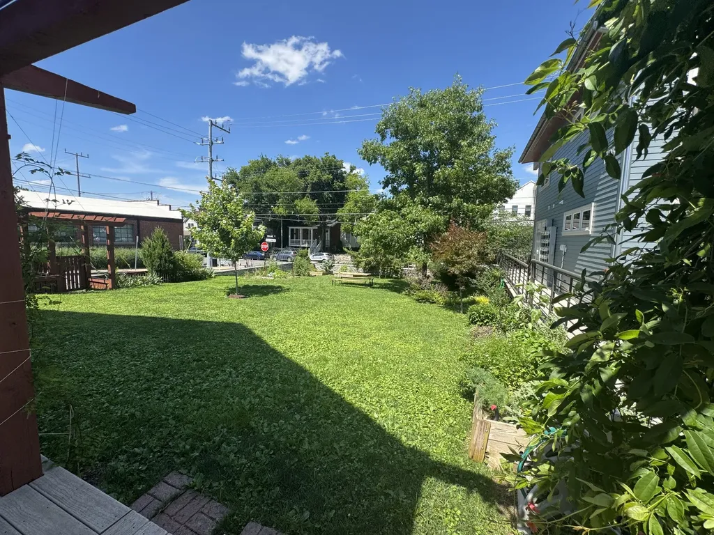 1325 5th Ave, N Nashville TN 37208