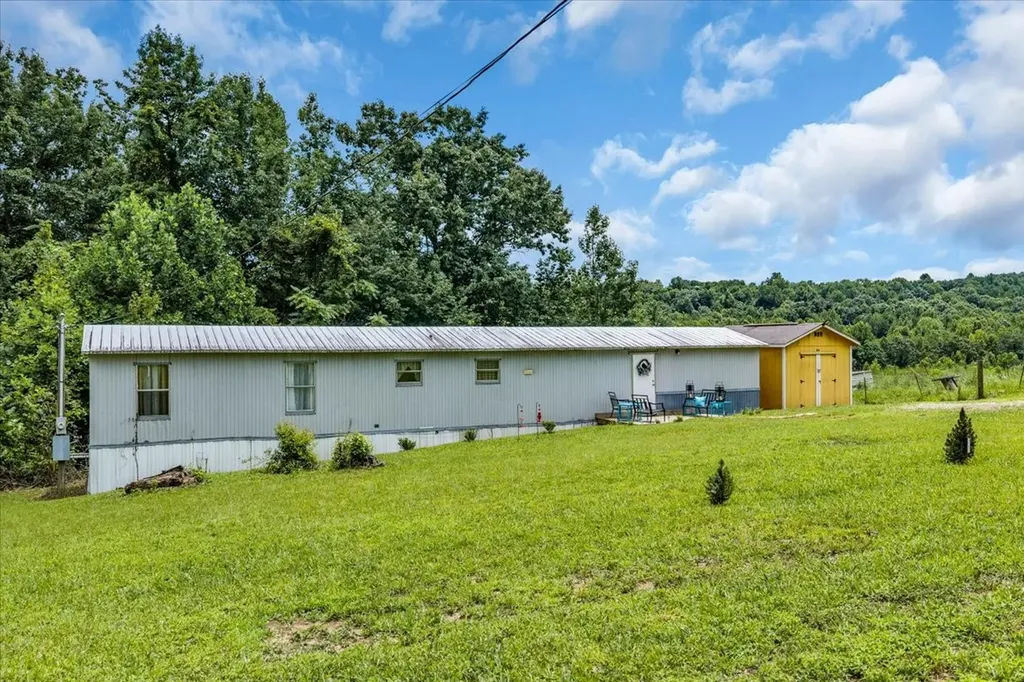 742 Captain Carter Road Spencer TN 38585