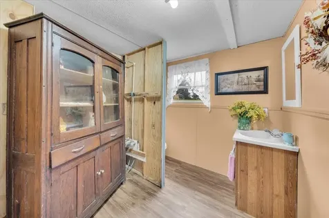 742 Captain Carter Road Spencer TN 38585