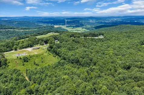 742 Captain Carter Road Spencer TN 38585