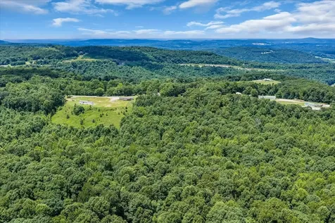 742 Captain Carter Road Spencer TN 38585
