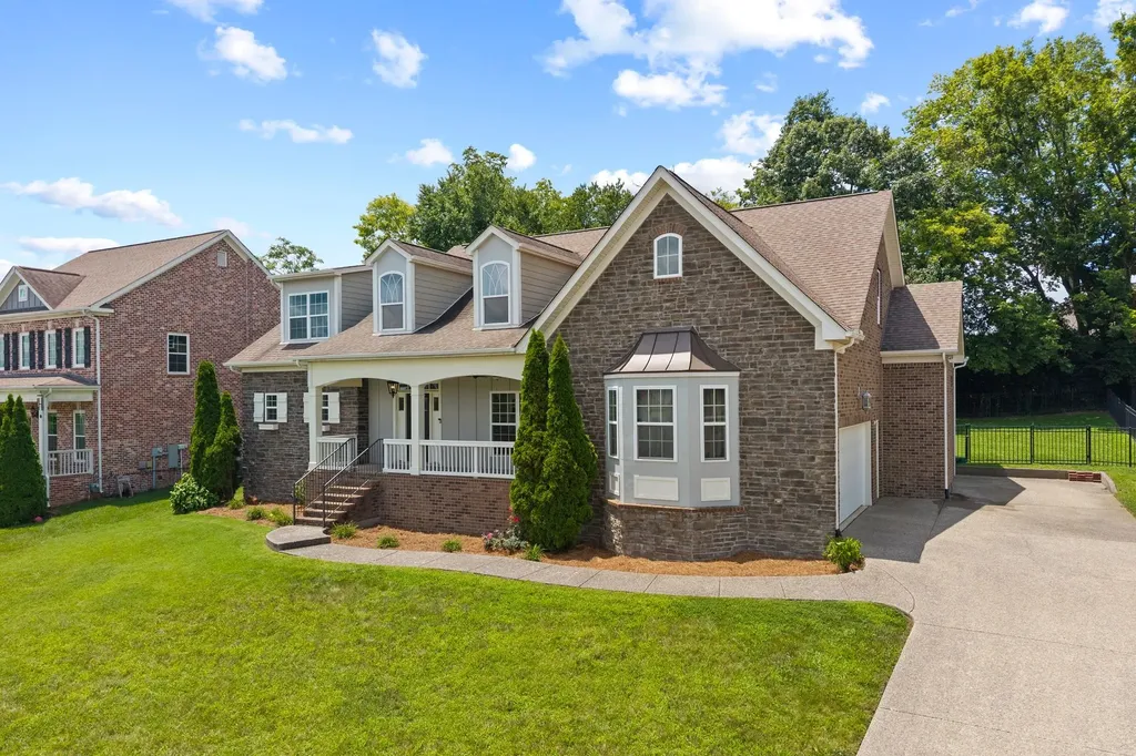 1387 Round Hill Lane Spring Hill TN 37174
