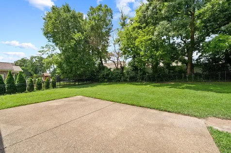1387 Round Hill Lane Spring Hill TN 37174