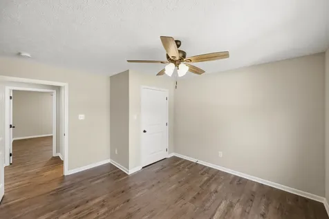 435 Old Huntingdon Lexington TN 38351