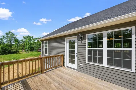 435 Old Huntingdon Lexington TN 38351