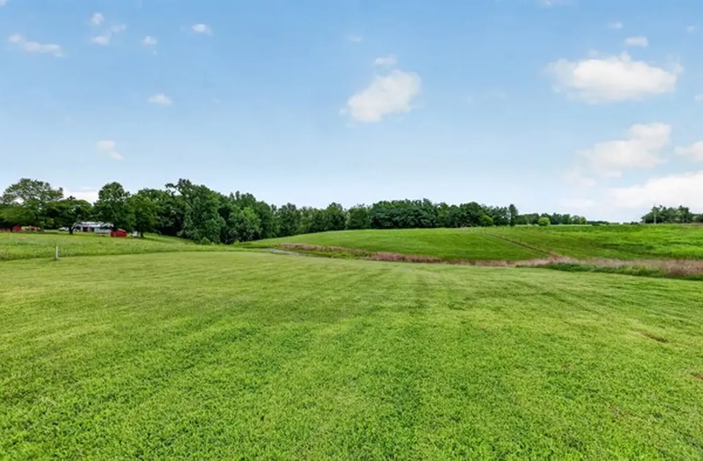 1233 Coleytown Road Lafayette TN 37083