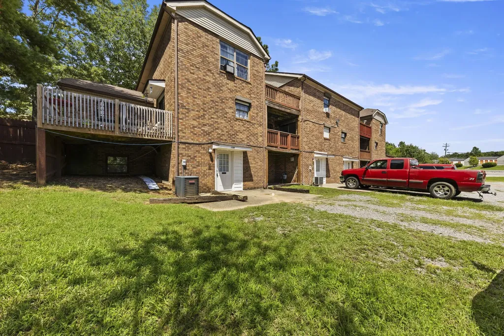 174 Condor Court Clarksville TN 37042