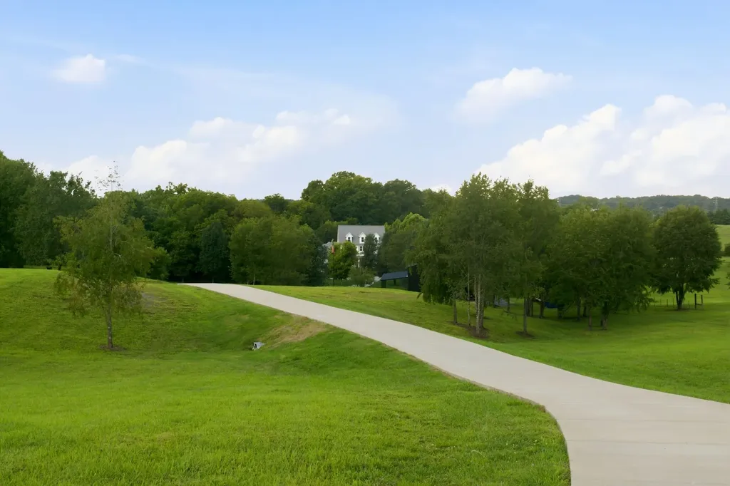 1780 Berea Church Road Lebanon TN 37087