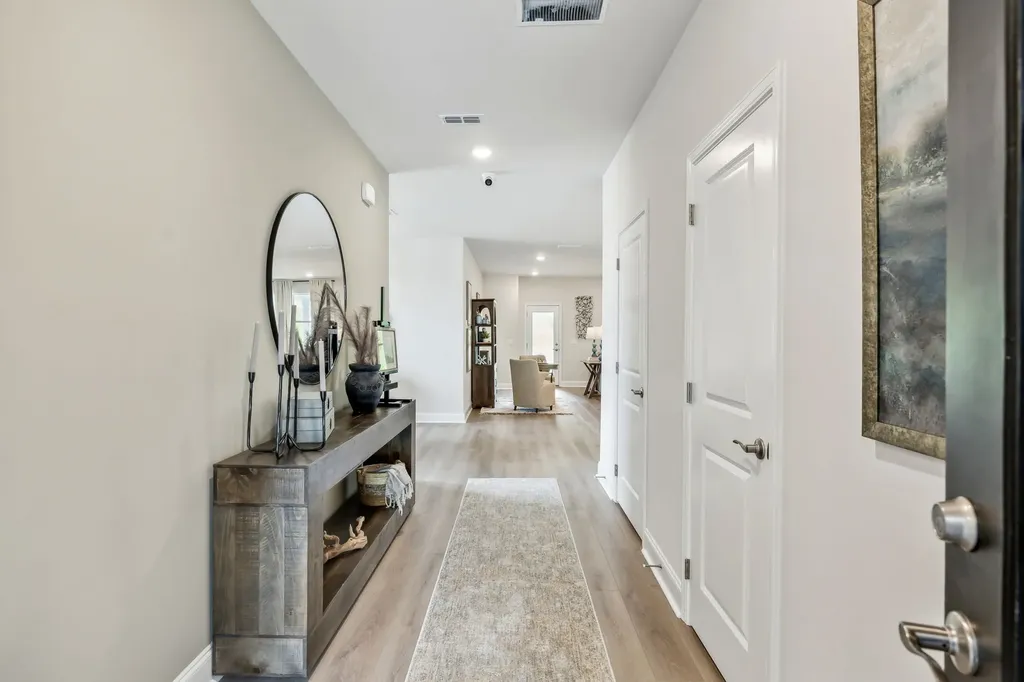 524 Stonehaus Crossing, E Antioch TN 37013