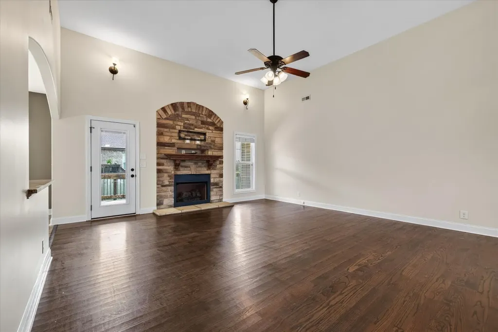 140 Summer Terrace Lane Clarksville TN 37040