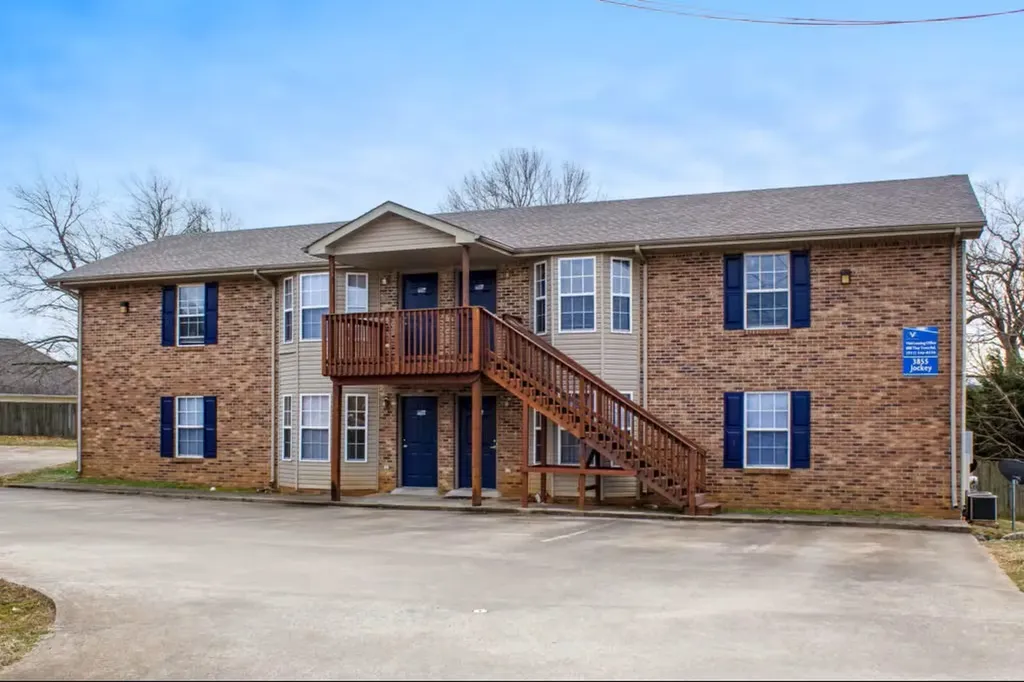 1990 Calumet Drive Clarksville TN 37042