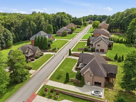 1418 Emerald Pointe Drive Soddy Daisy TN 37379