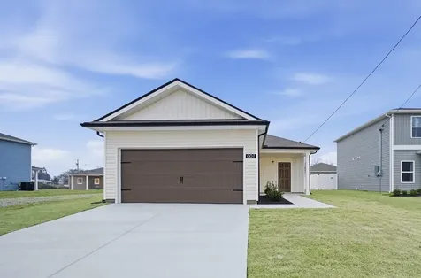 19 Stonehenge Circle, NW Manchester TN 37355