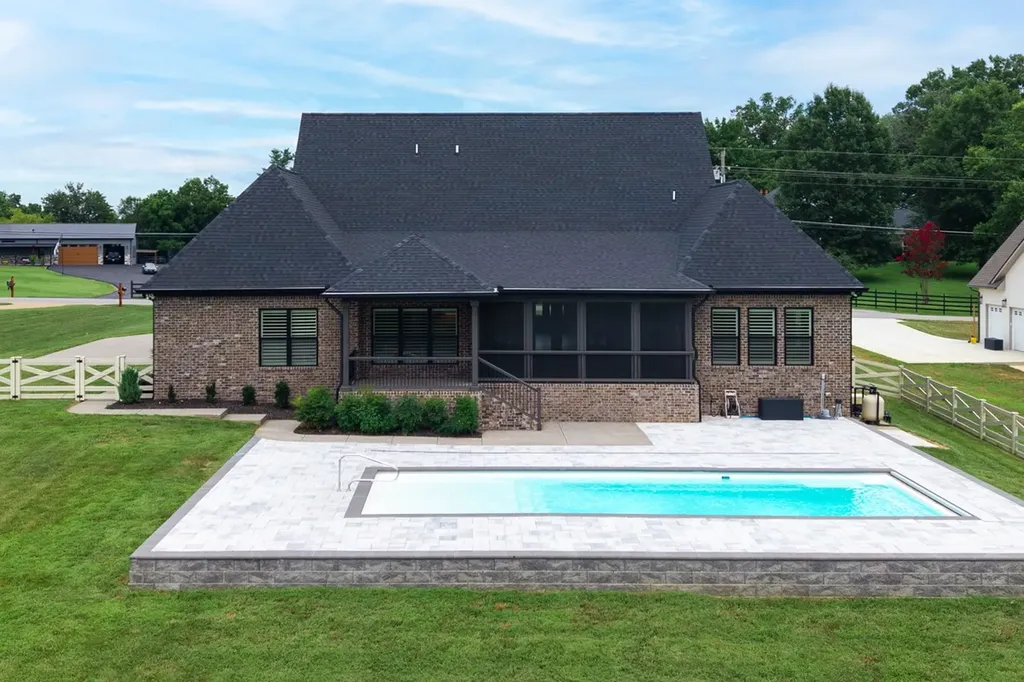3255 Saundersville Ferry Road Mount Juliet TN 37122