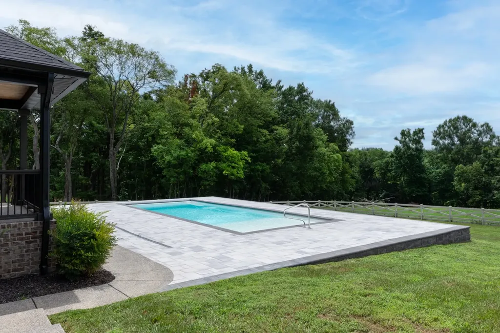 3255 Saundersville Ferry Road Mount Juliet TN 37122