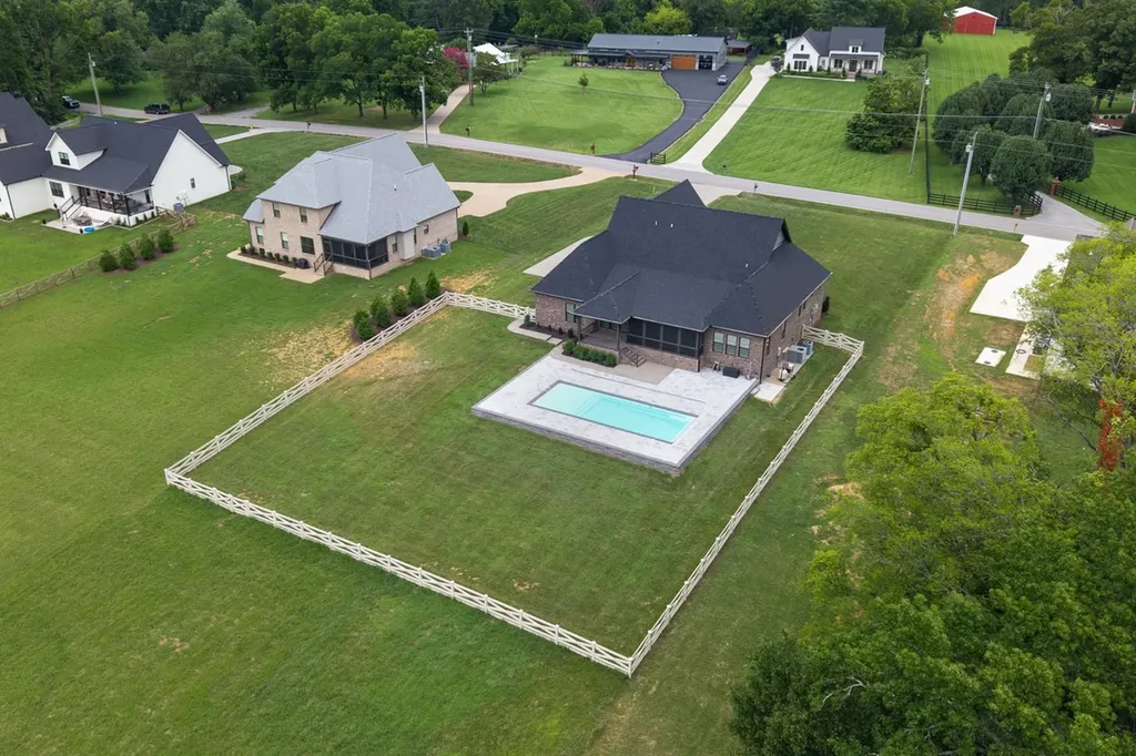 3255 Saundersville Ferry Road Mount Juliet TN 37122