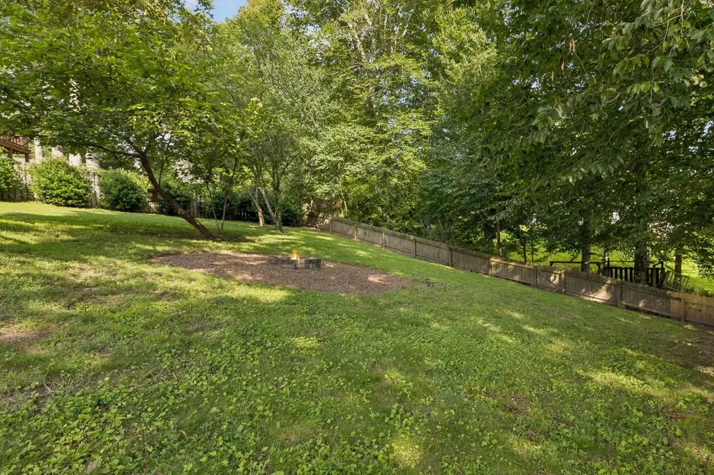 162 Overlook Court Kingston Springs TN 37082