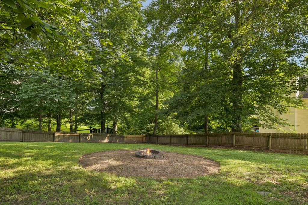 162 Overlook Court Kingston Springs TN 37082