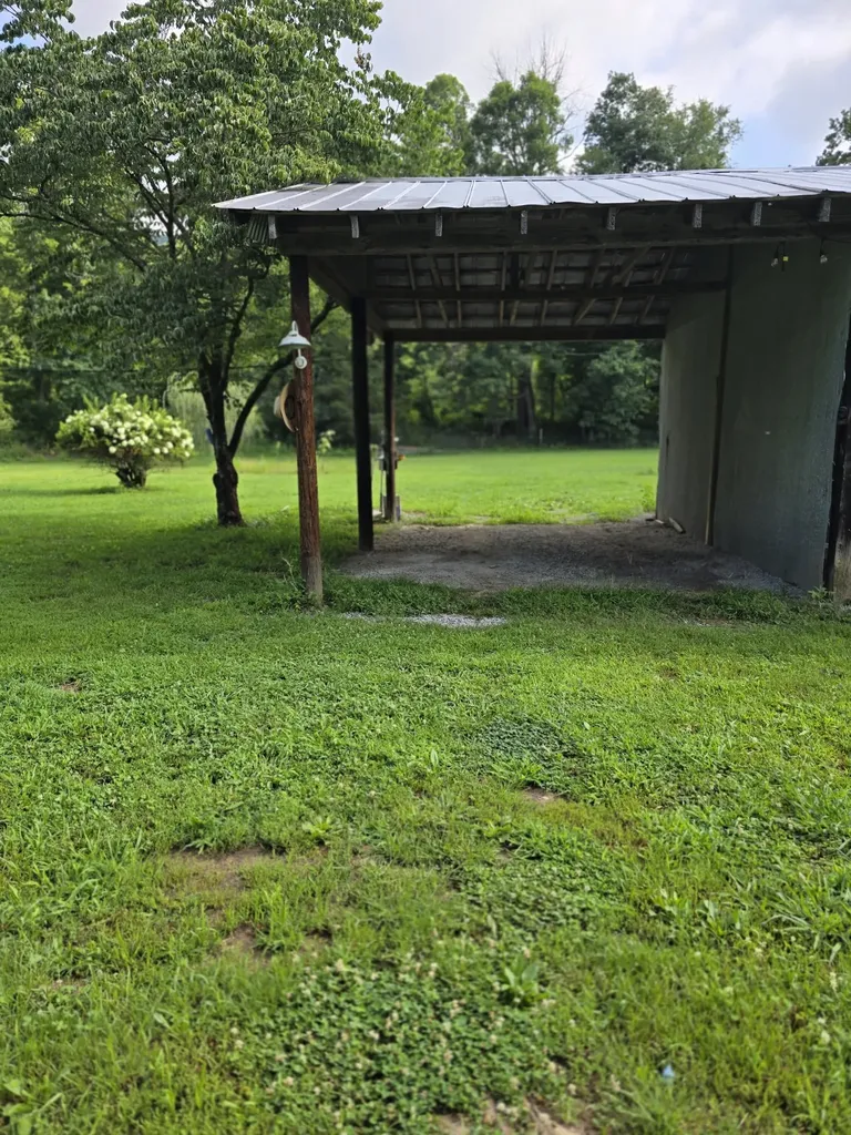 6117 Hills Creek Road Mc Minnville TN 37110
