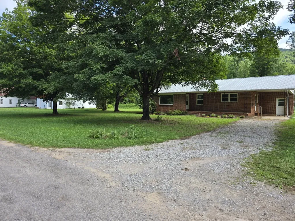 6117 Hills Creek Road Mc Minnville TN 37110