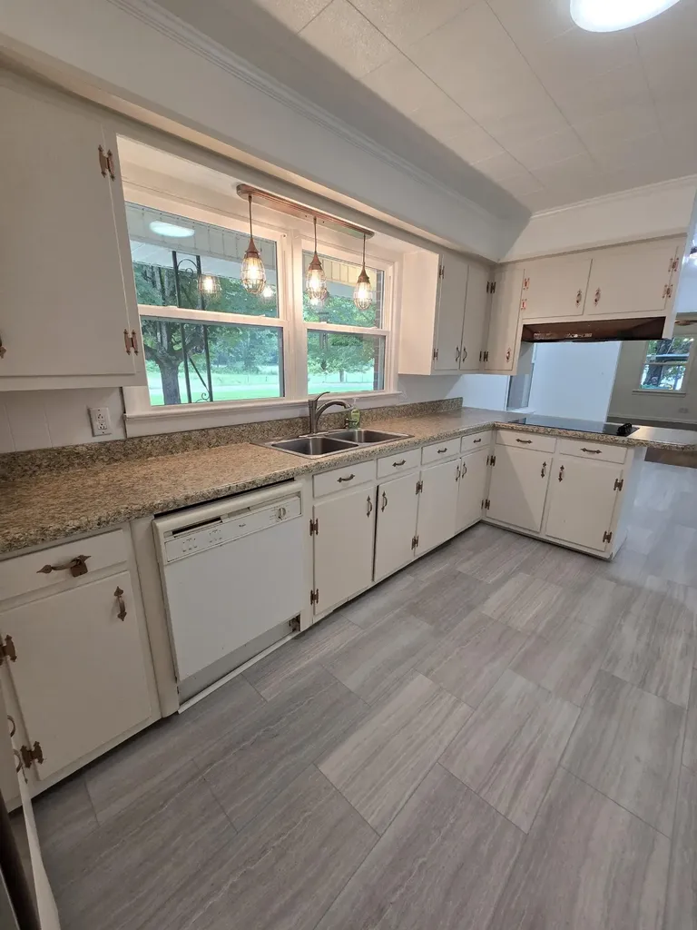 6117 Hills Creek Road Mc Minnville TN 37110
