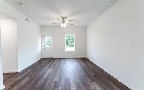 97 Stonehenge Circle Manchester TN 37355
