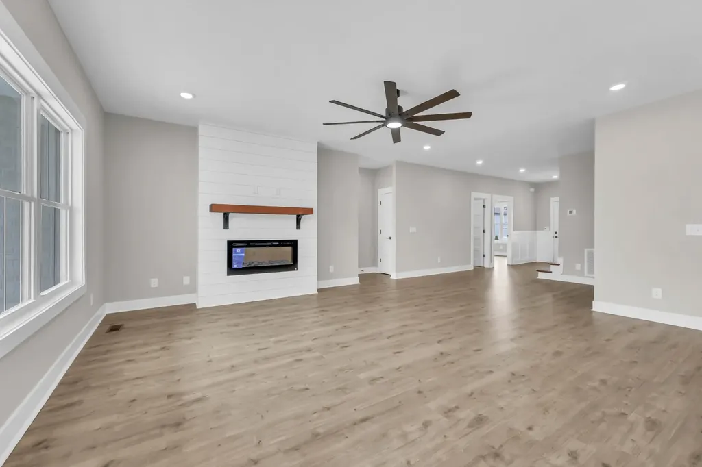 459 Spiderwort Drive Clarksville TN 37043
