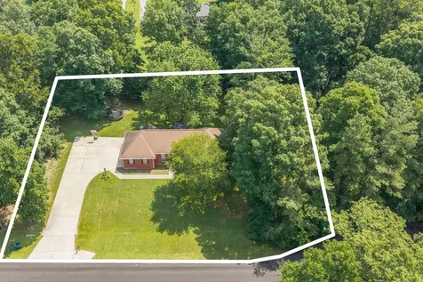 1033 Johnston Drive White Bluff TN 37187