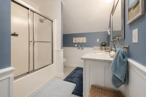 285 Meadowbrook Circle Lexington TN 38351