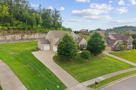 724 Thurrock Circle Brentwood TN 37027