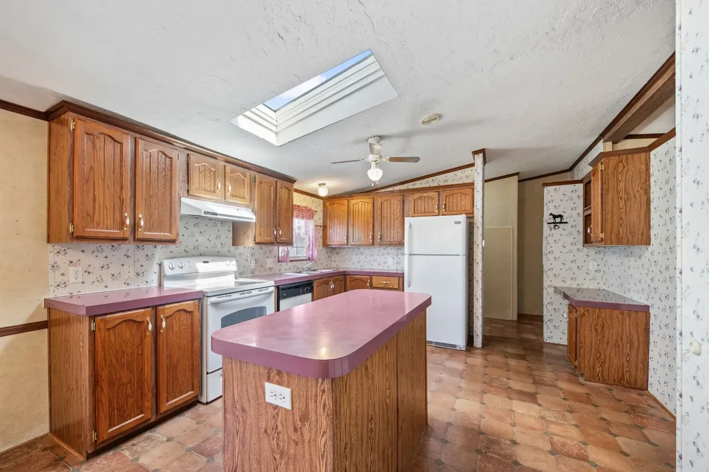 2141 Carpenter Bridge Road Columbia TN 38401