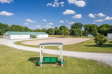 2141 Carpenter Bridge Road Columbia TN 38401