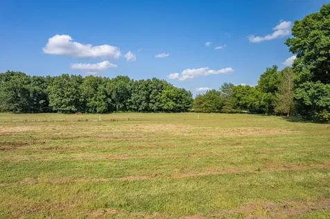 2141 Carpenter Bridge Road Columbia TN 38401