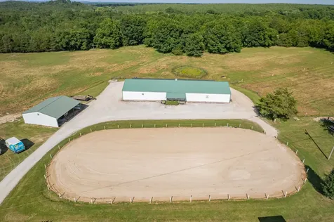 2141 Carpenter Bridge Road Columbia TN 38401