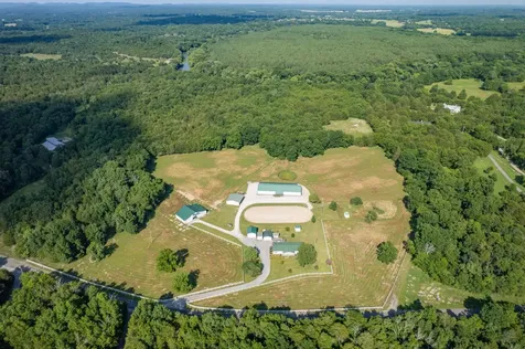 2141 Carpenter Bridge Road Columbia TN 38401