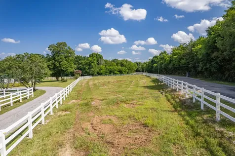 2141 Carpenter Bridge Road Columbia TN 38401