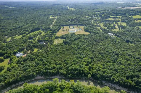 2141 Carpenter Bridge Road Columbia TN 38401