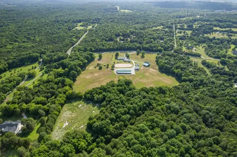 2141 Carpenter Bridge Road Columbia TN 38401
