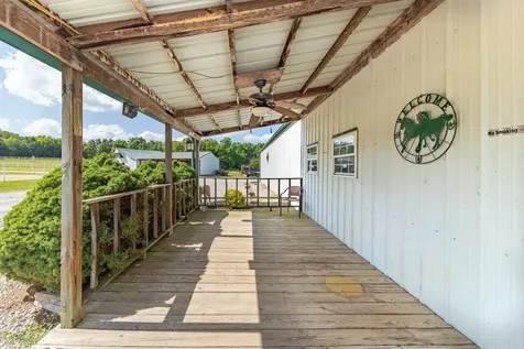 2141 Carpenter Bridge Road Columbia TN 38401