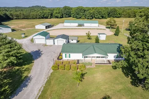 2141 Carpenter Bridge Road Columbia TN 38401