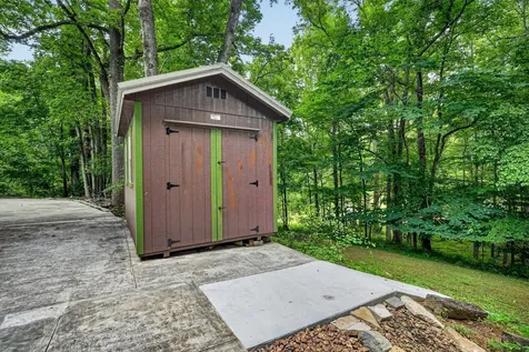 1545 Little John Lane Cookeville TN 38501