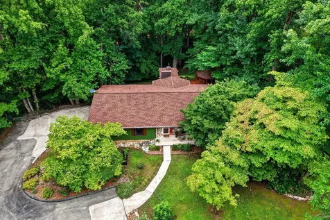 1545 Little John Lane Cookeville TN 38501