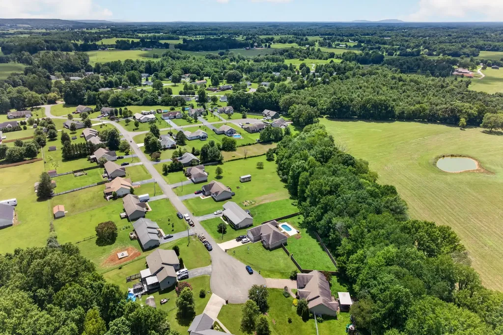 261 Derby Lane Sparta TN 38583