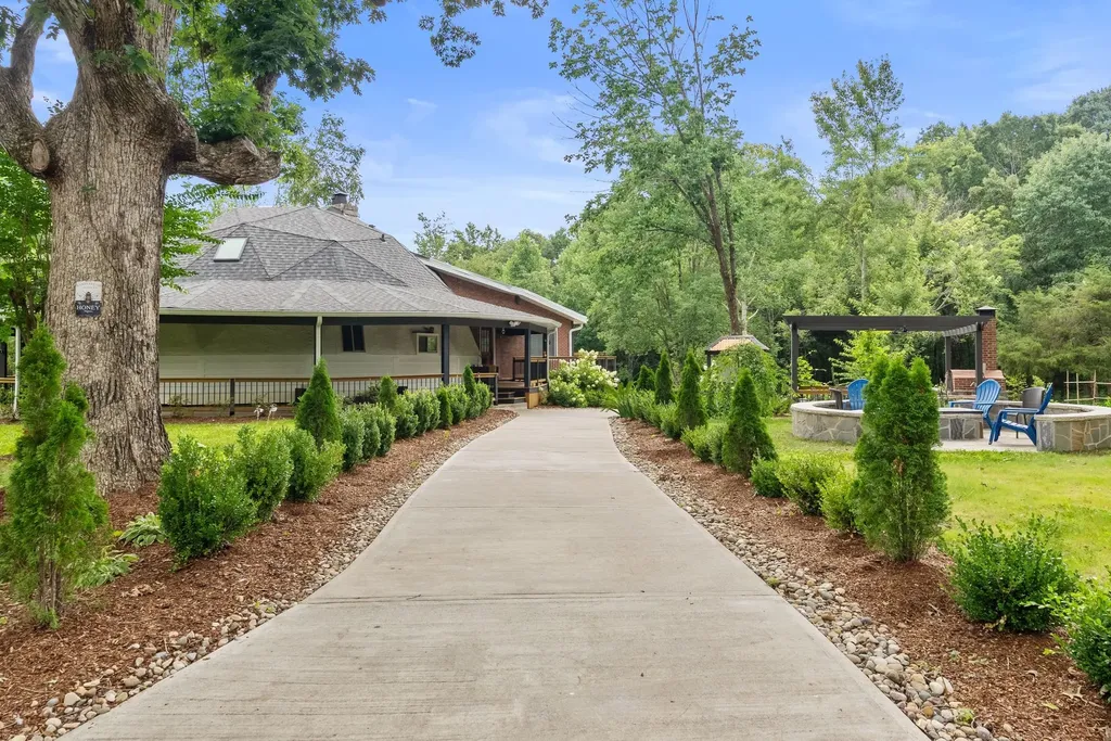 7362 Walker Road Fairview TN 37062
