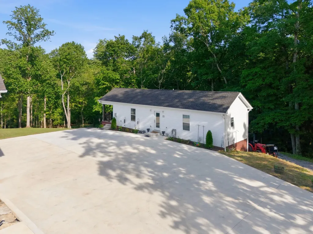 1194 Marvel Road Ashland City TN 37015
